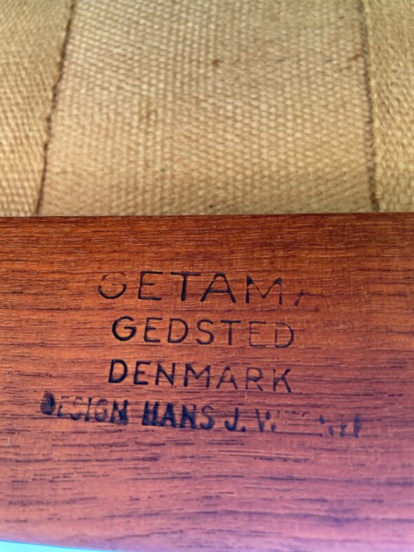 HANS J. WEGNER